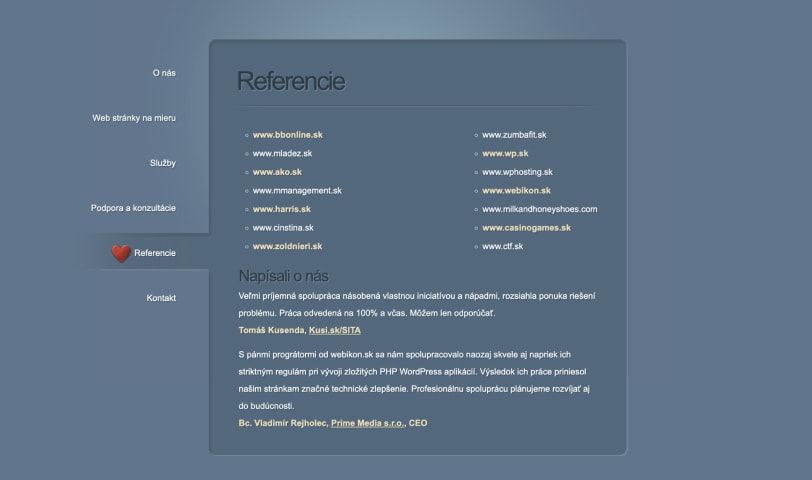 Prvý web webikon.sk z roku 2009 — tmavomodrá stránka so zoznamom referencií